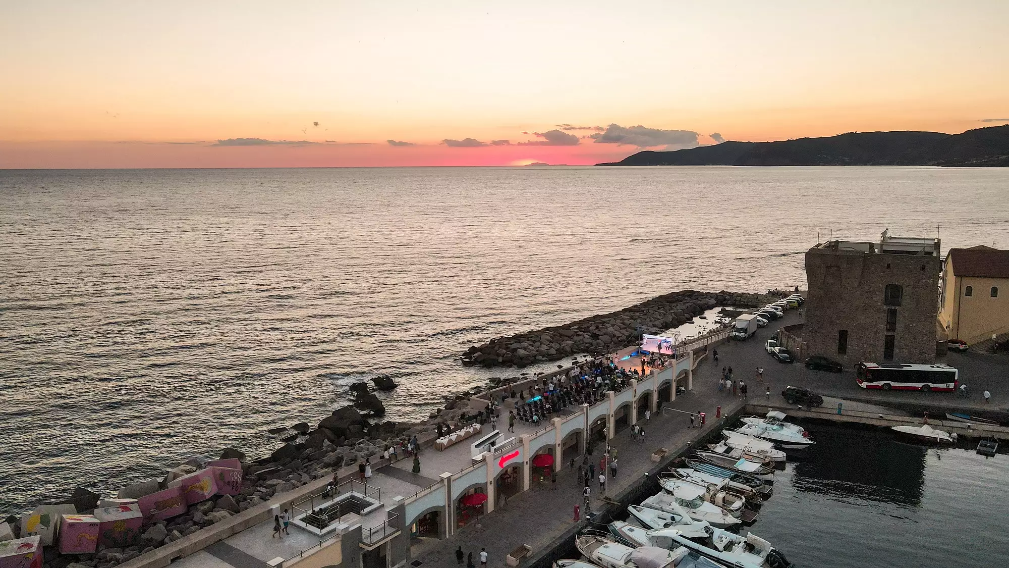Le spiagge di Pollica tra Acciaroli e Pioppi