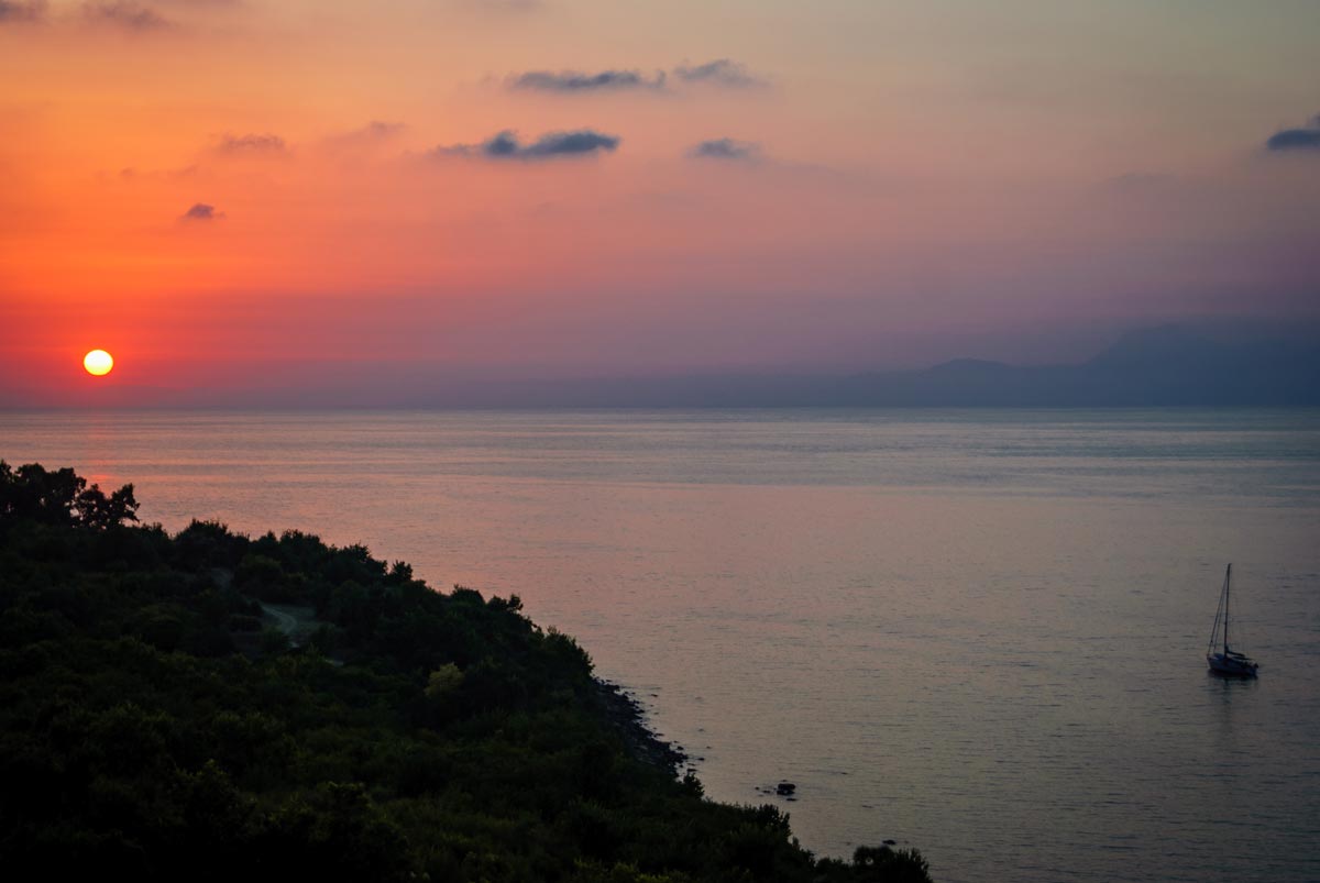 Costa di Pollica al crepuscolo